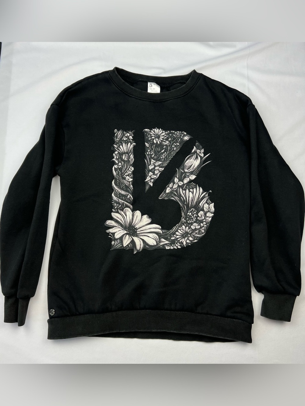 Buff Bunny Collection Black Floral B Logo Crewneck Sweatshirt XS
